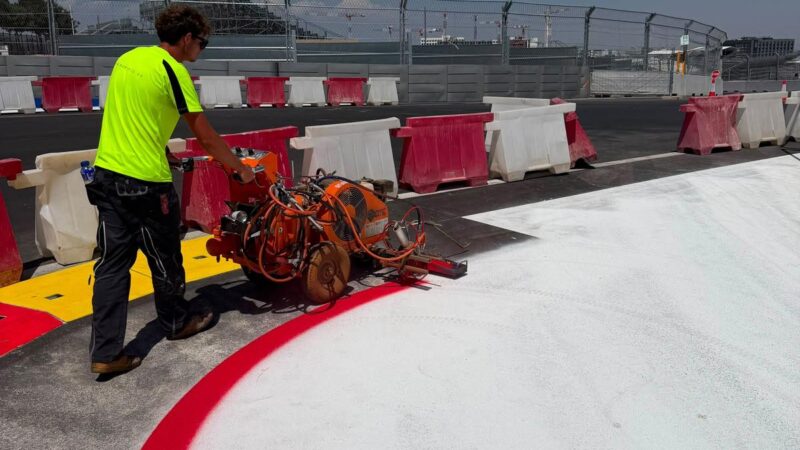 track painting f1 madrid roadgrip