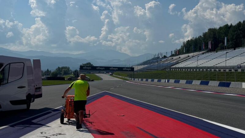 track painting roadgrip