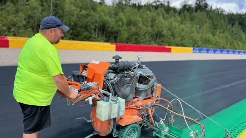 track painting roadgrip