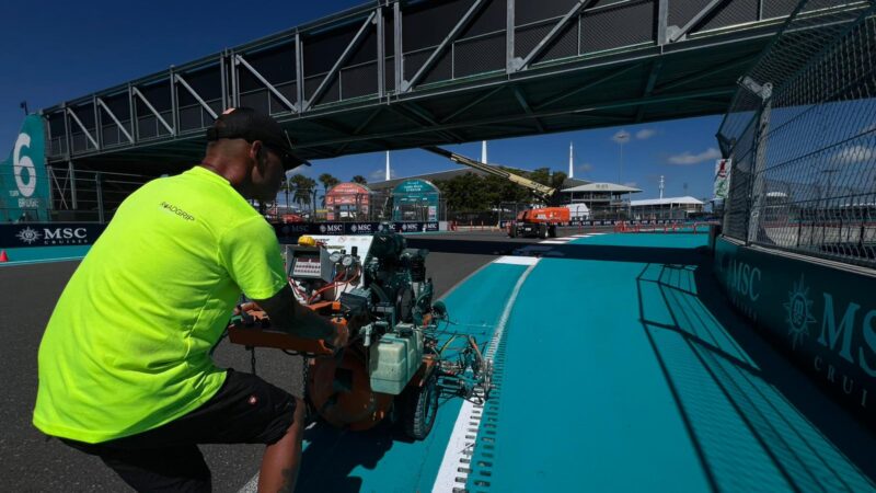 track striping company usa roadgrip