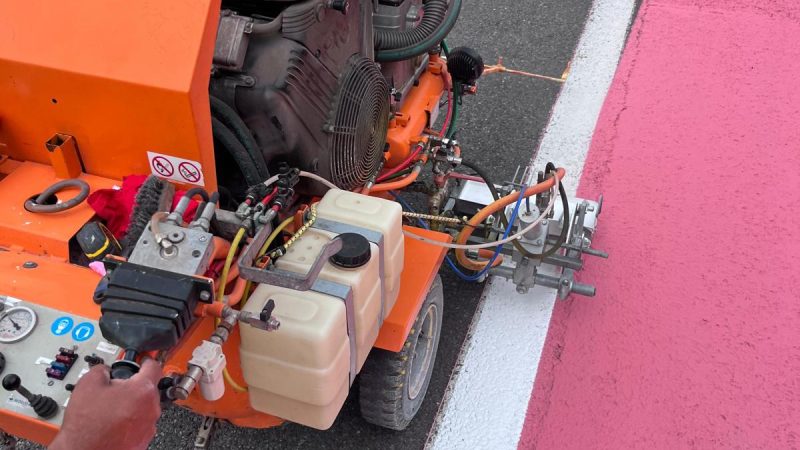 white line marking roadgrip motorsport f1