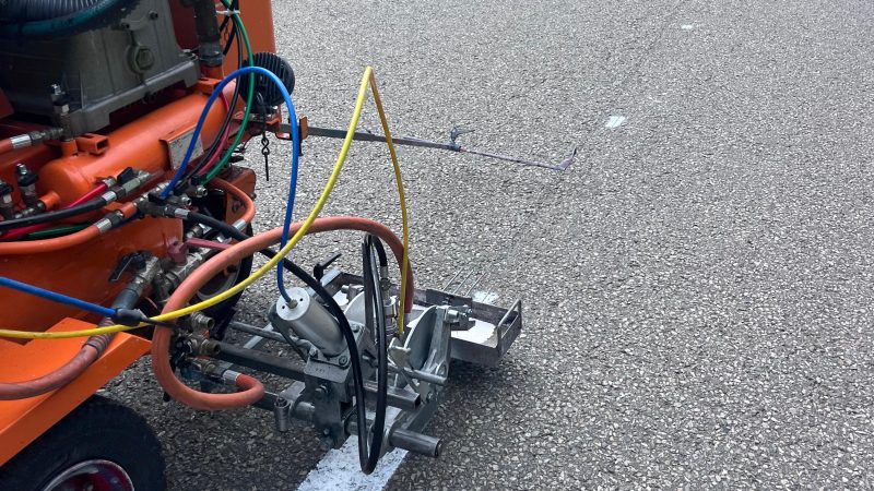 white line painting roadgrip